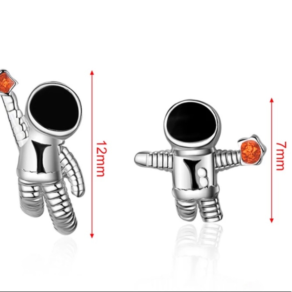 Sterling Silver 925 Astronaut Stud Earrings - Picture 4 of 4
